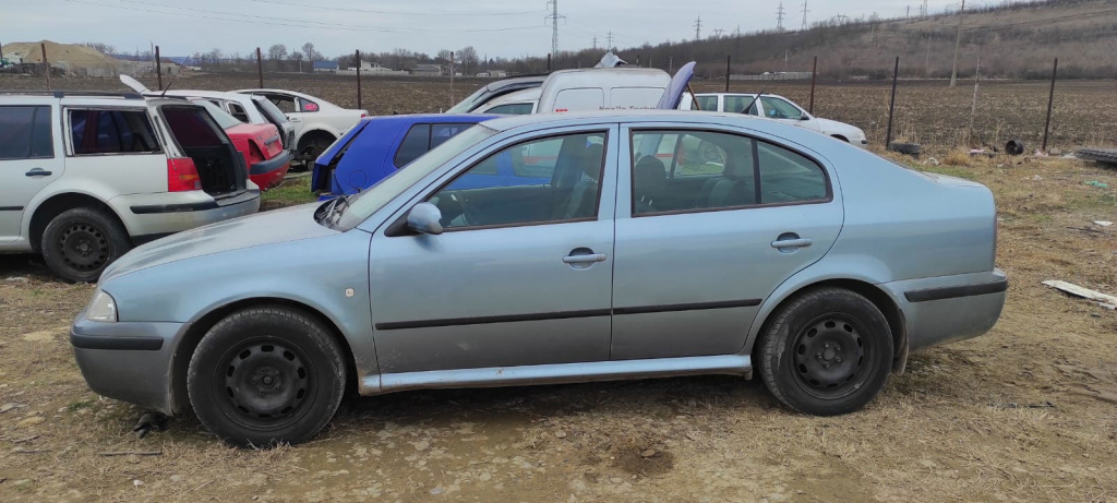 Dezmembrez Skoda Octavia 1 (1U2) [Fabr 1996-2010]