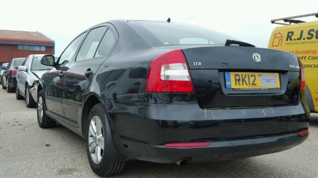 Dezmembrez Skoda Octavia 1.6tdi 2012