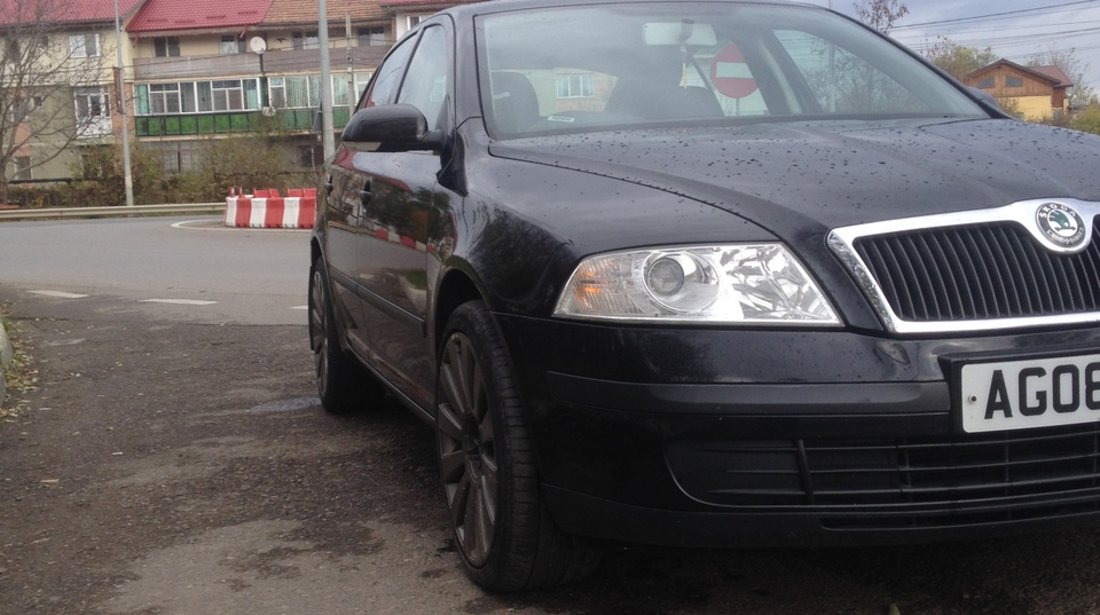 Dezmembrez Skoda Octavia 1.9 BXE dsg 105 cp 2008