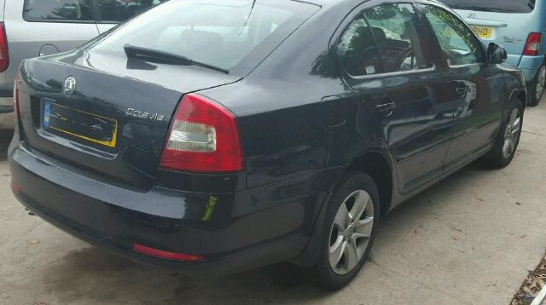 Dezmembrez Skoda Octavia 2 0tdi 2009