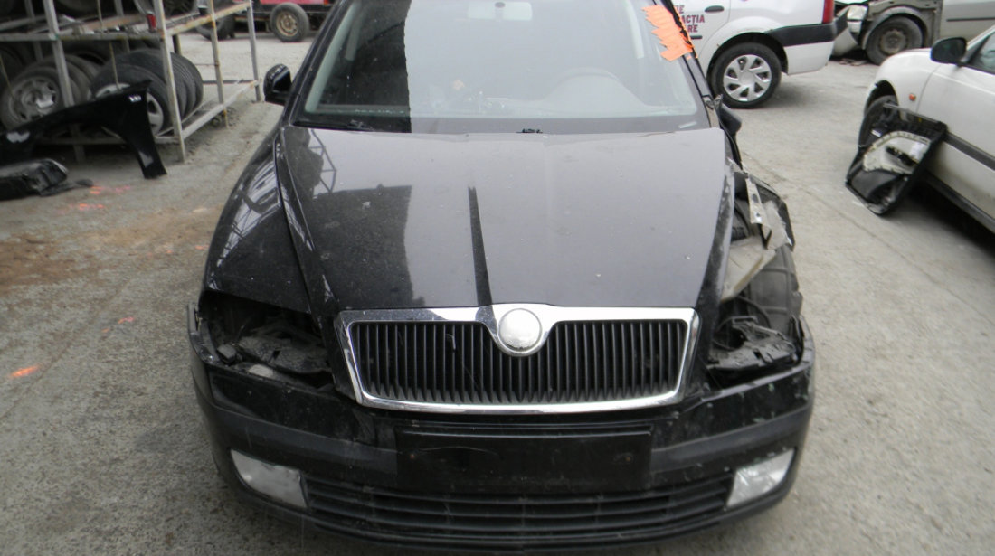 Dezmembrez Skoda OCTAVIA 2 (1Z) 2004 - 2013 1.9 TDI BJB ( CP: 105, KW: 77, CCM: 1896 ) Motorina