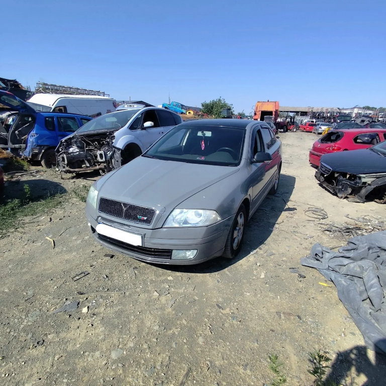 Dezmembrez Skoda OCTAVIA 2 (1Z) 2004 - 2013 1.9 TDI BJB( CP: 105, KW: 77, CCM: 1896 ) Motorina