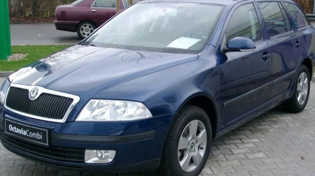 Dezmembrez Skoda Octavia 2 Combi 1.9 Bxe 4x4 cu cutie manuala 6 trepte,Ac, geamuri electrice,Abs