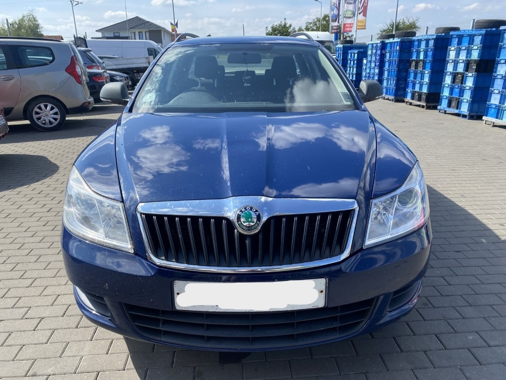 Dezmembrez Skoda Octavia 2 Combi (1Z5) 1.6 TDI 2011, CAYC