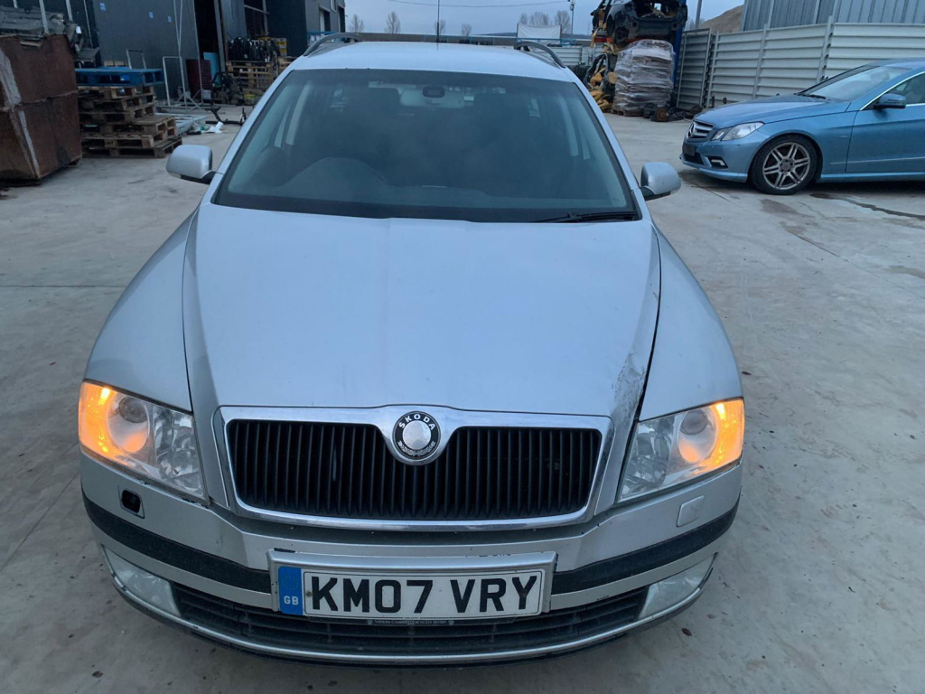 Dezmembrez Skoda Octavia 2 Combi (1Z5) [Fabr 2004-2013]