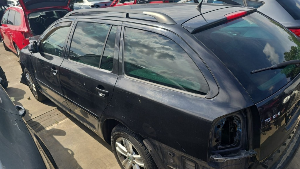 Dezmembrez Skoda Octavia 2 Combi (1Z5) facelift 4x4 2.0 TDI 2009, BMM