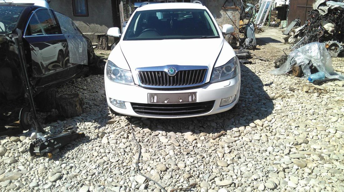 Dezmembrez Skoda octavia 2 Facelift 1.6 Tdi 77 kw motor CAYC