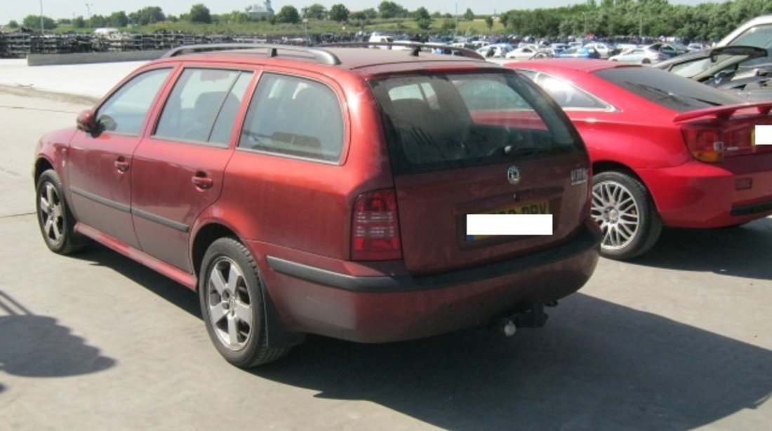 Dezmembrez Skoda Octavia 2002, 1.9d