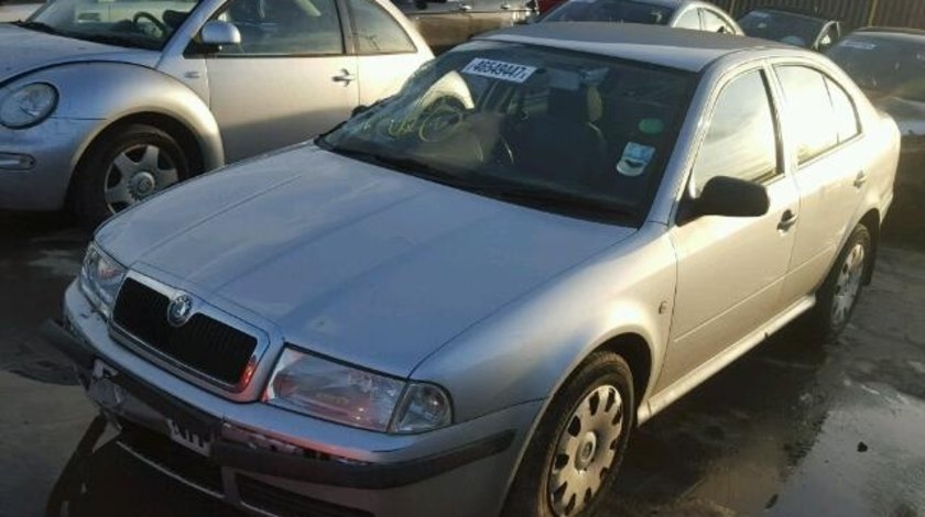 Dezmembrez Skoda Octavia 2005 1.9tdci