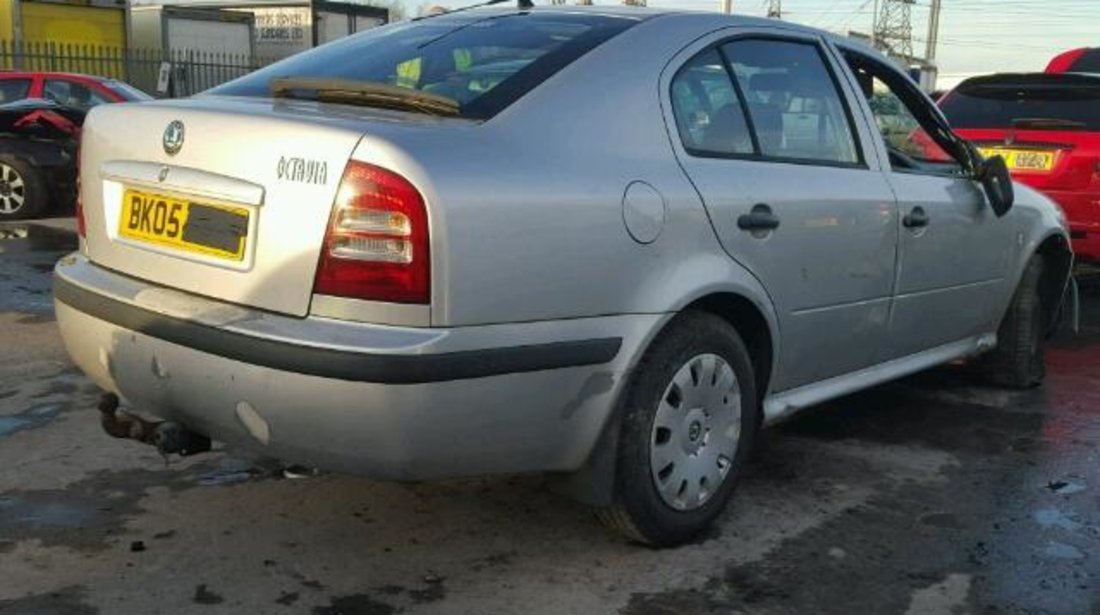 Dezmembrez Skoda Octavia 2005 1.9tdci