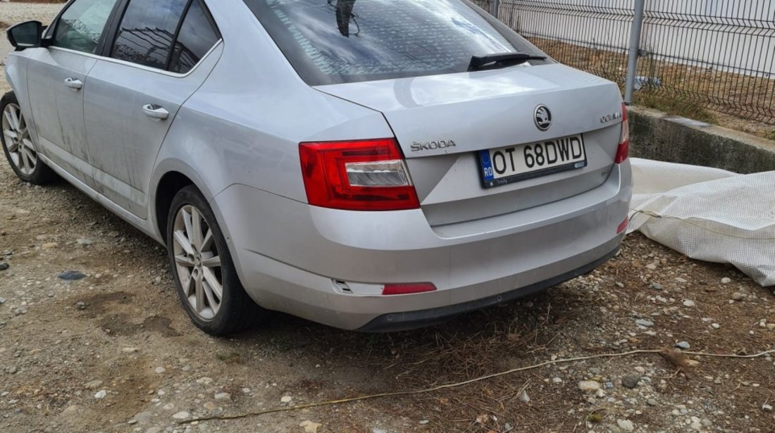 Dezmembrez Skoda Octavia 3 2.0 Tdi CKFC 150 cai cutie dsg