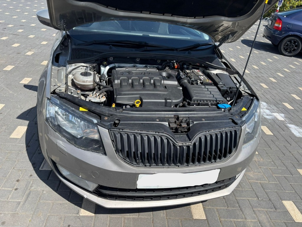 Dezmembrez Skoda Octavia 3 (5E3) 1.6 TDI 2014, CLHA