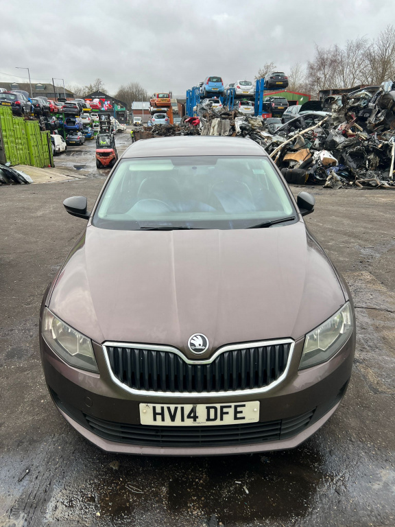 Dezmembrez Skoda Octavia 3 (5E3) [Fabr 2012-prezent]