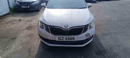 Dezmembrez Skoda Octavia 3 (5E3) Facelift [Fabr 2012-2020]