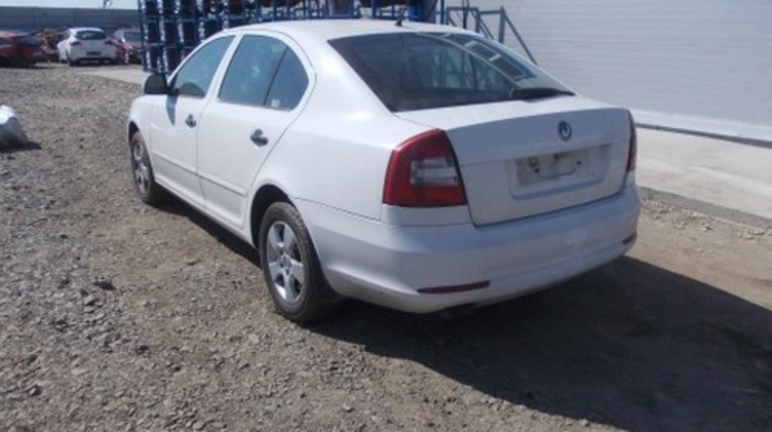 Dezmembrez Skoda Octavia ,an 2010