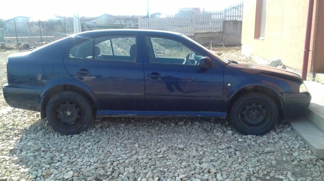 Dezmembrez SKODA OCTAVIA I an fabr. 2001, 2.0i