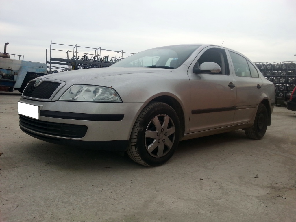 Dezmembrez SKODA OCTAVIA II an fabr. 2006, 1.9D TDI PD