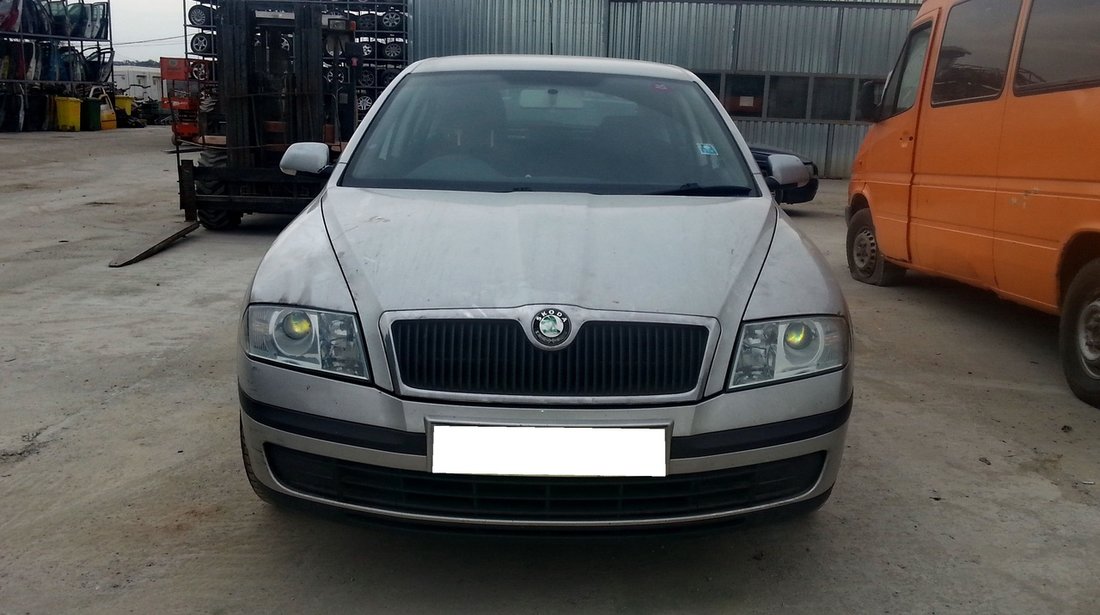 Dezmembrez SKODA OCTAVIA II an fabr. 2006, 1.9D TDI PD