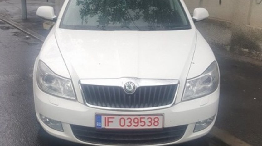 Dezmembrez skoda octavia II facelift combi 1.6 tdi cayc 105 cai