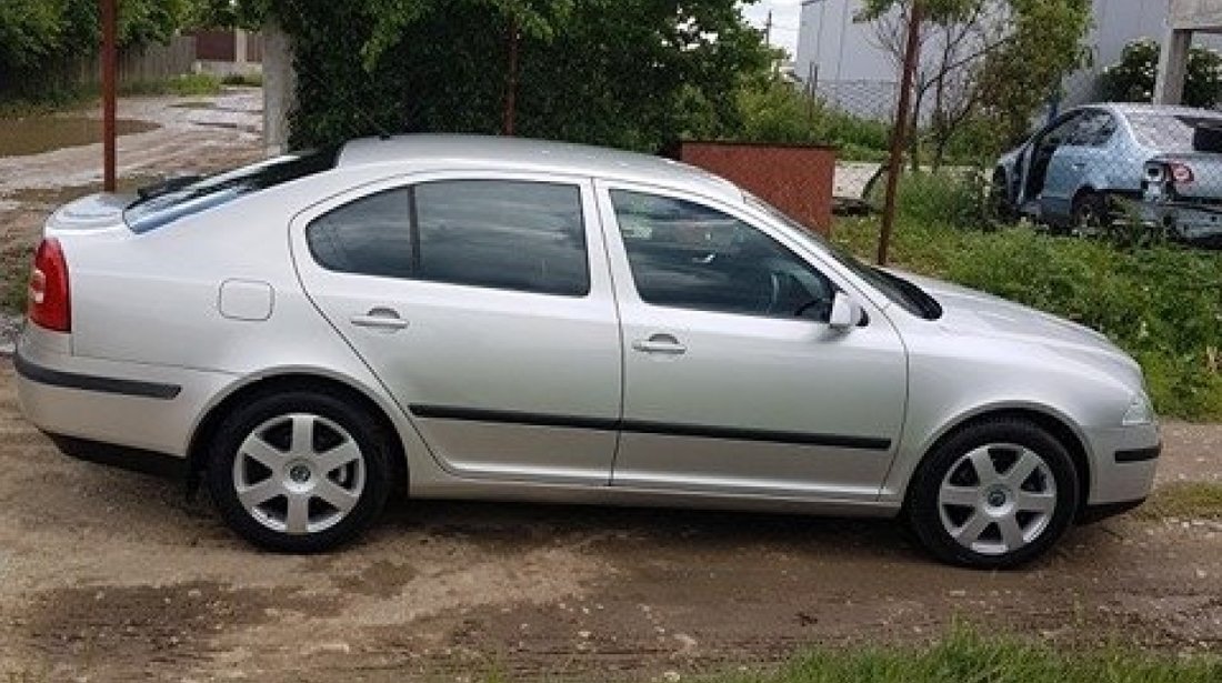 Dezmembrez skoda octavia II hatchback 1.9 tdi bjb 105 cai