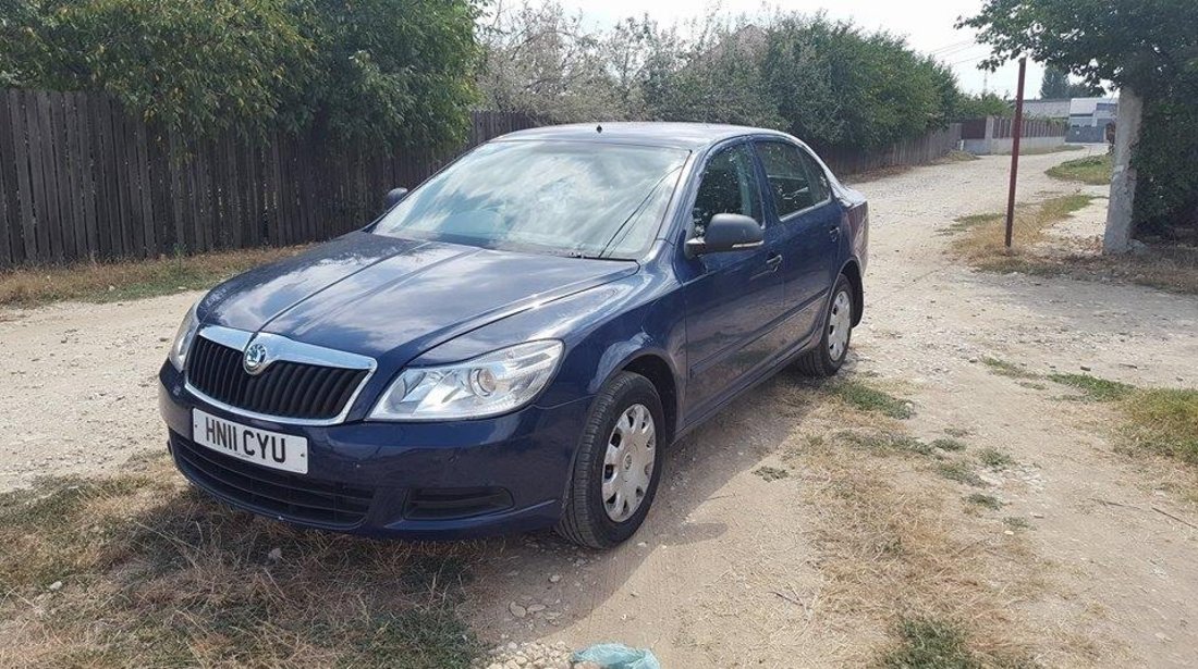 Dezmembrez skoda octavia II hatchback facelift 1.6 tdi cayc 105 cai