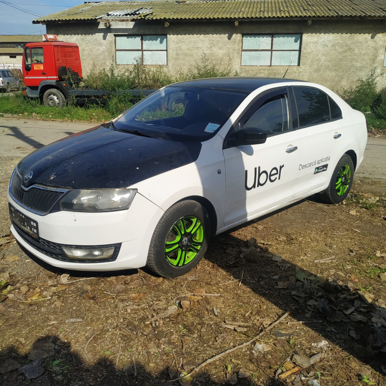 Dezmembrez Skoda RAPID 2012 - 2019 1.6 TDI CAYC ( CP: 105, KW: 77, CCM: 1598 ) Motorina