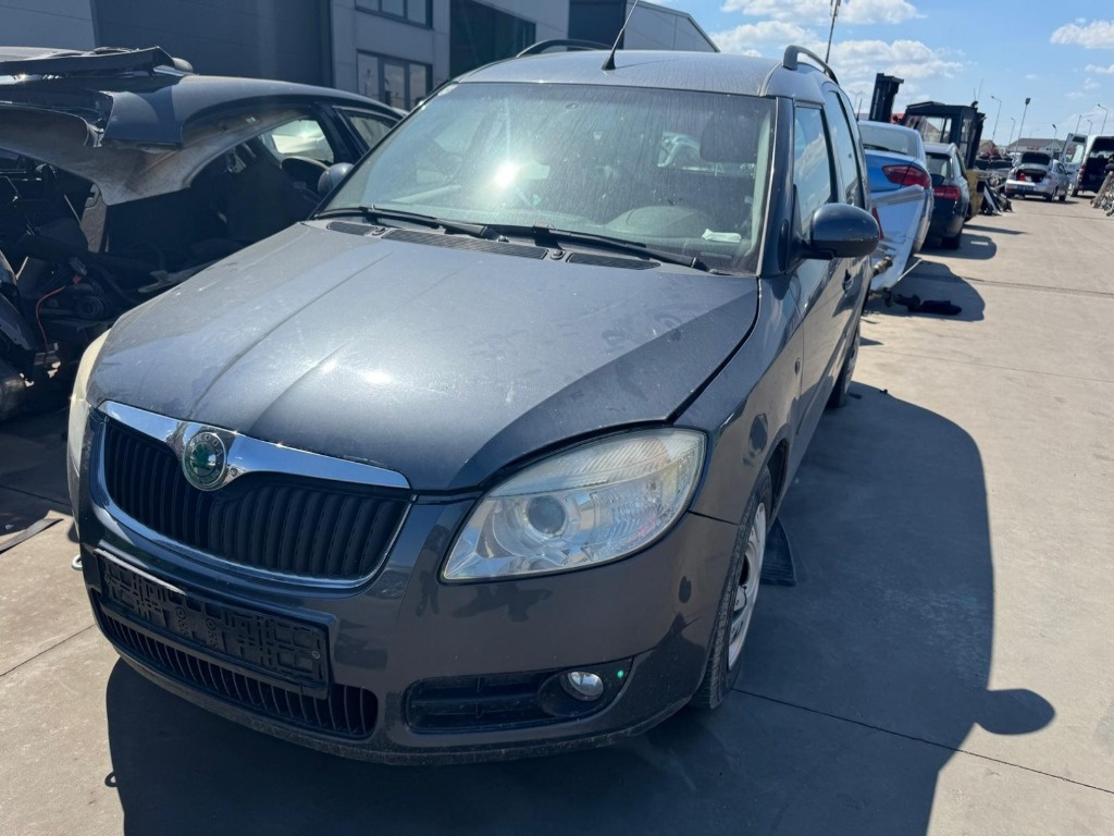 Dezmembrez Skoda Roomster (5J) 1.2 benz, BZG