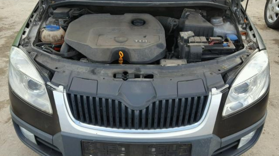 Dezmembrez Skoda ROOMSTER (5J) 2006 - 2015 1.9 TDI Motorina