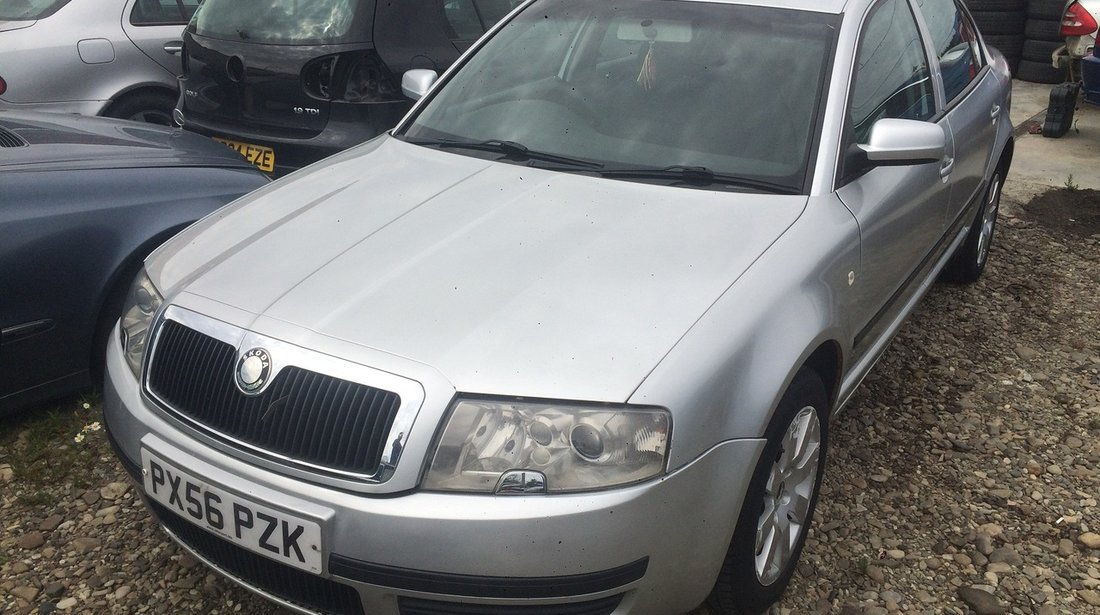 Dezmembrez Skoda Superb 1,9 tdi BSV 2006