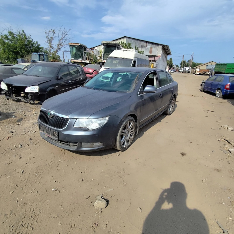 Dezmembrez Skoda SUPERB 2 (3T) 2008 - 2015 1.4 TSI CAXC( CP: 125, KW: 92, CCM: 1390 ) Benzina