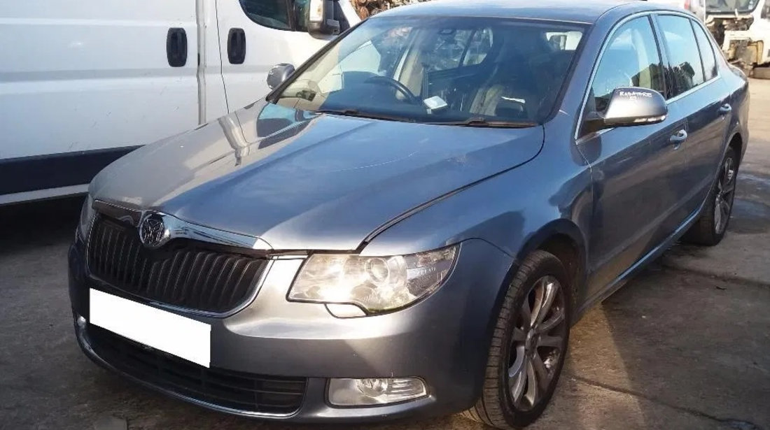 Dezmembrez Skoda SUPERB 2 (3T) 2008 - 2015 2.0 TDI Motorina