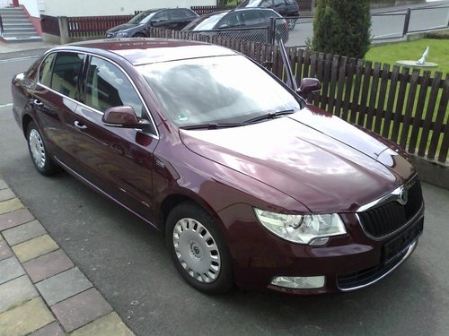 Dezmembrez Skoda Superb 2 (3T4)