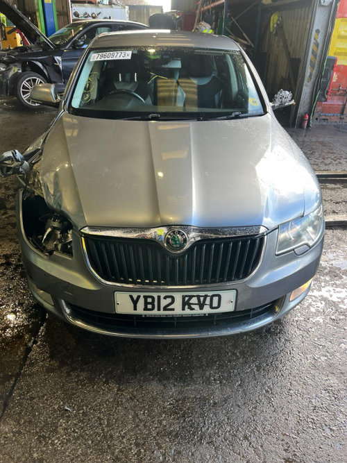 Dezmembrez Skoda Superb II (3T4) [Fabr 2008-2015]