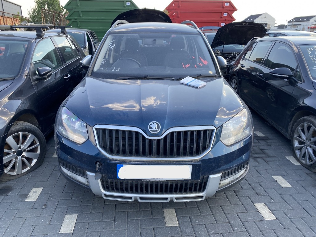 Dezmembrez Skoda Yeti (5L) facelift 2.0 TDI 2014 CFHA