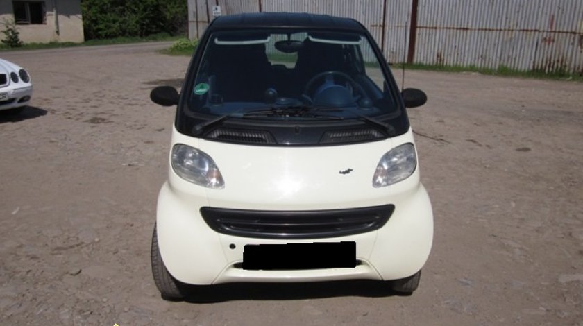 Dezmembrez Smart City Coupe