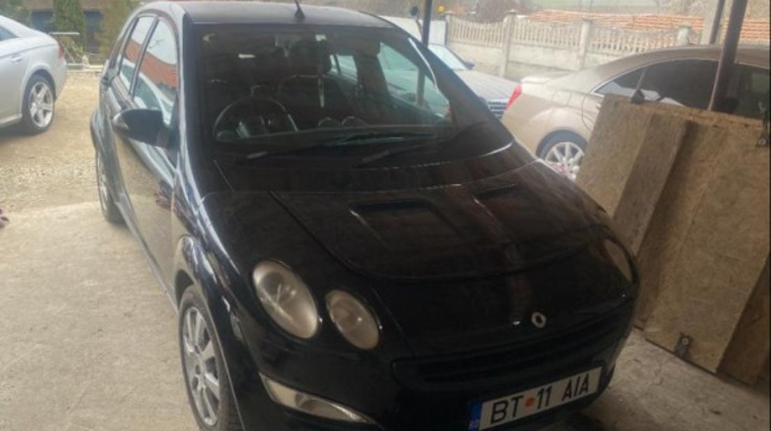 Dezmembrez Smart forfour 1.1 benzina