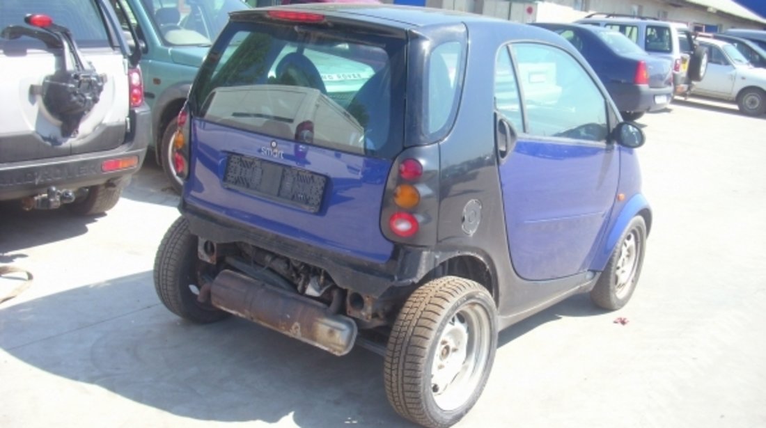 Dezmembrez Smart Fortwo din 1998, 600b,