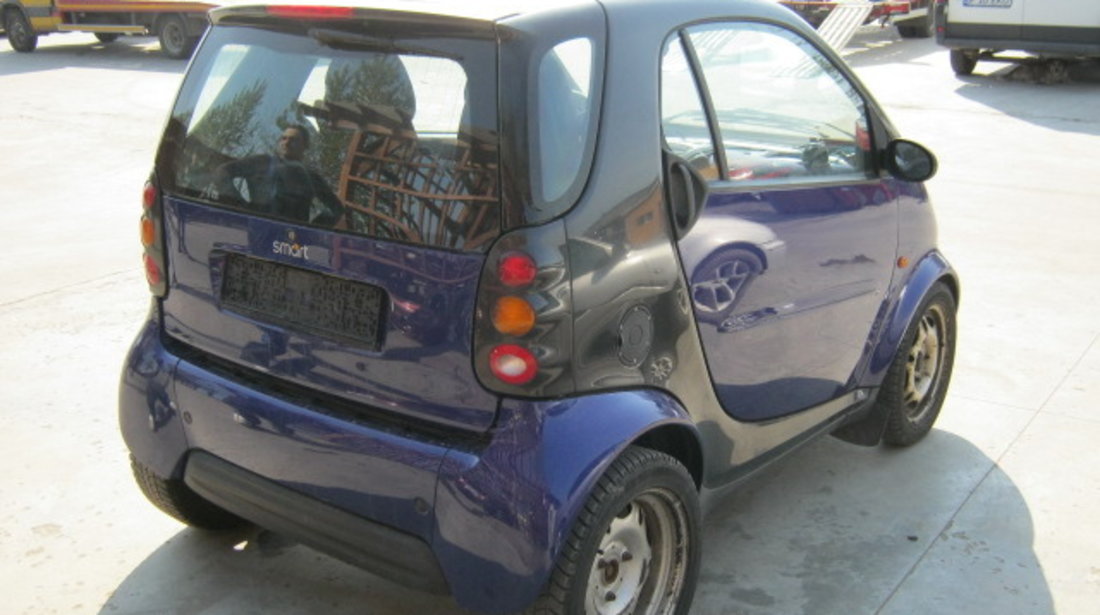 Dezmembrez Smart Fortwo din 1999, 700b