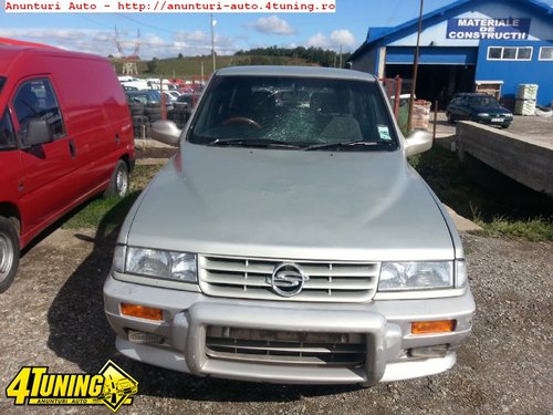 Dezmembrez Ssang Yong Musso din 1999