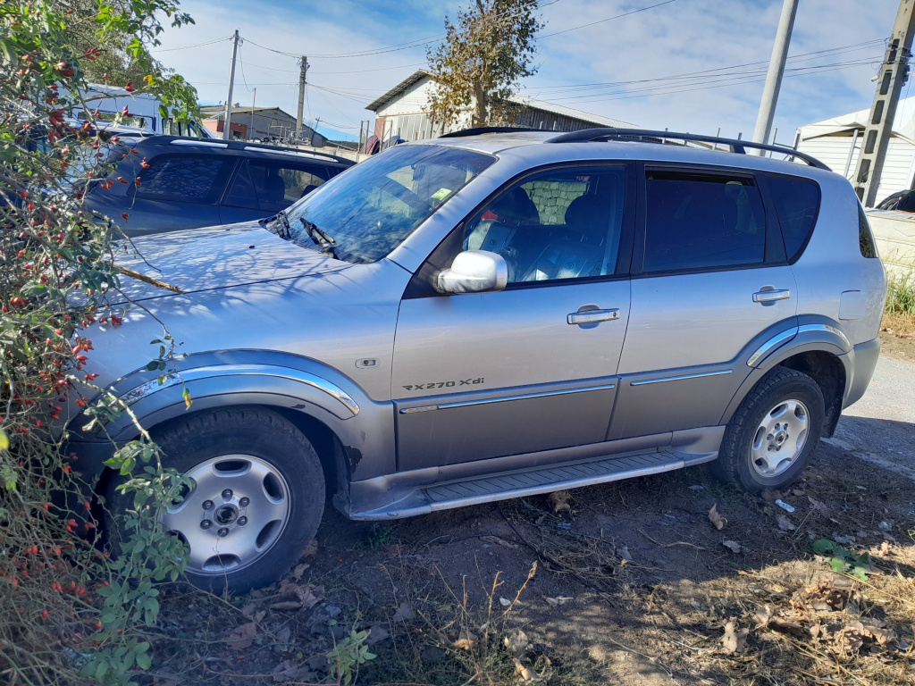 Dezmembrez Ssangyong REXTON (GAB) 2002 > 2.7 Xdi D27DT( CP: 163, KW: 120, CCM: 2696 ) Motorina