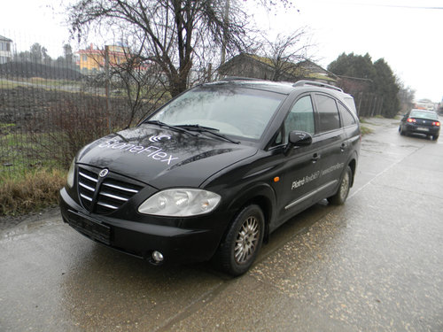 Dezmembrez Ssangyong RODIUS 2005 > 2.7 Xdi D27DT( CP: 163, KW: 120, CCM: 2696 ) Motorina