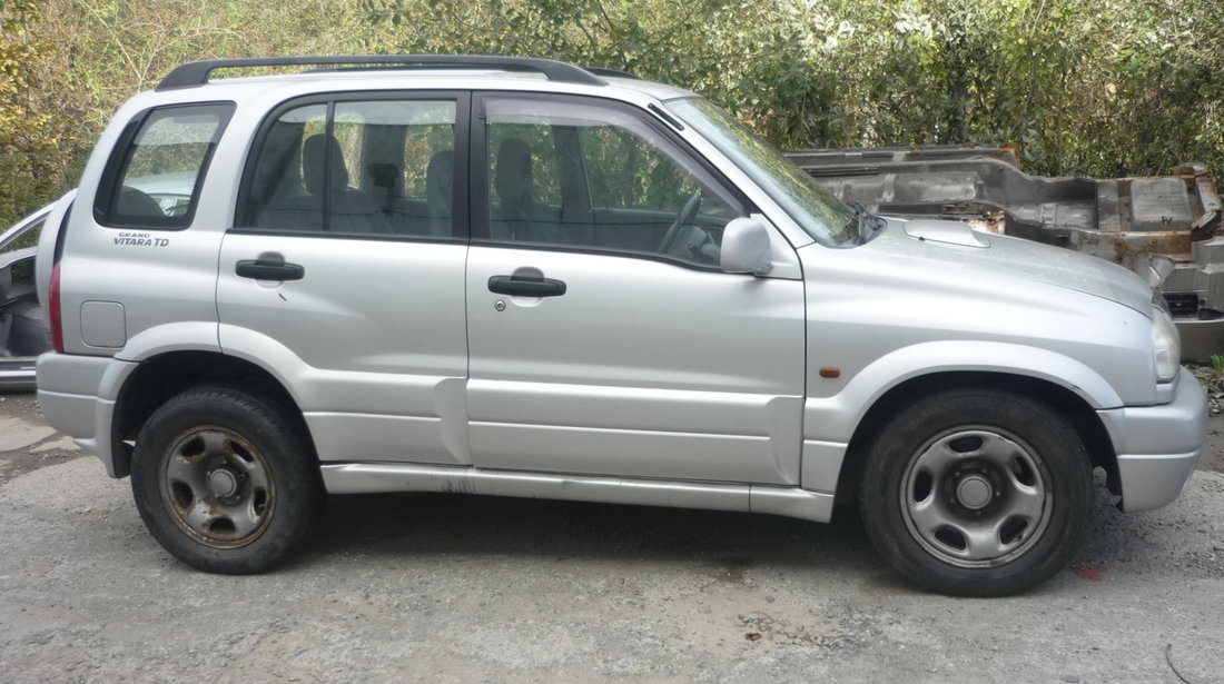 Dezmembrez Suzuki Grand Vitara 2.0td, 4x4, an 2002