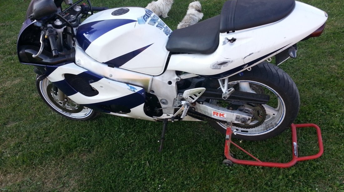 Dezmembrez Suzuki GSXR 600 Srad 1997 inmatriculat RO