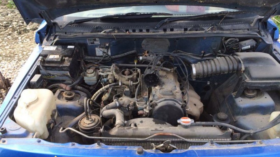 Dezmembrez Suzuki Vitara 1997 motor 1 6 8 valve benzina