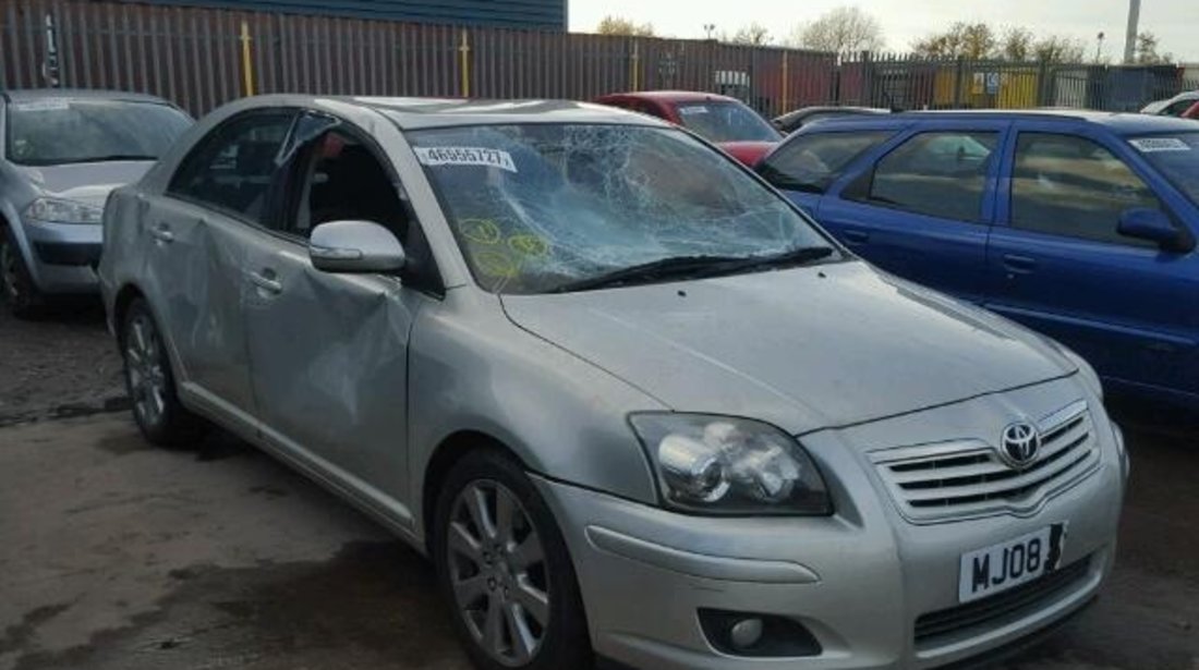 Dezmembrez Toyota Avensis 2.0diesel 2008