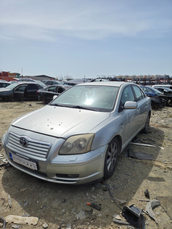 Dezmembrez Toyota AVENSIS (T25) 2003 - 2008 2.0 D-4D 1CD-FTV( CP: 116, KW: 85, CCM: 1995 ) Motorina