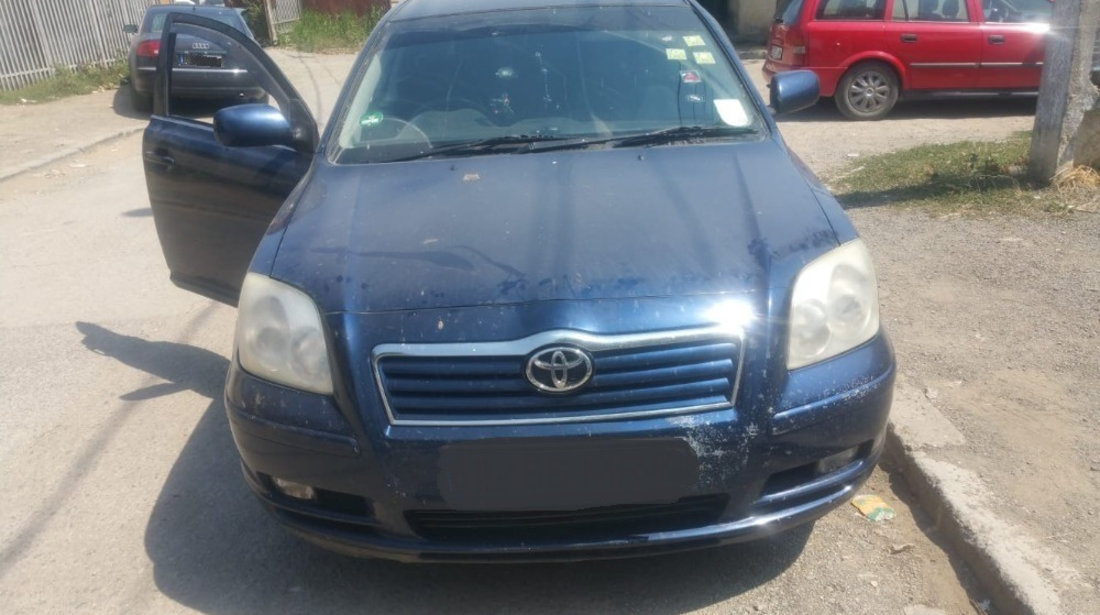 Dezmembrez Toyota AVENSIS (T25) 2003 - 2008 2.0 D-4D Motorina