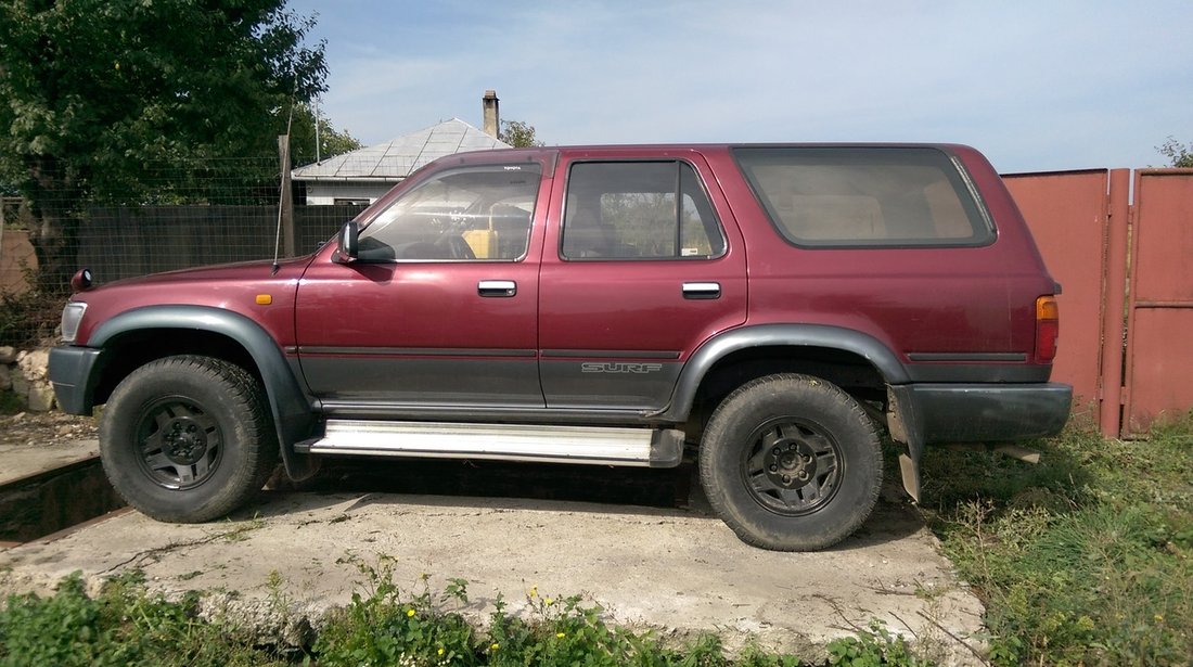 Dezmembrez Toyota hilux surf 4 RUNNER 2.4tdi 1993