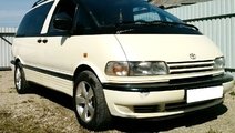 Dezmembrez Toyota Previa Lucida 2.2TD, 1997