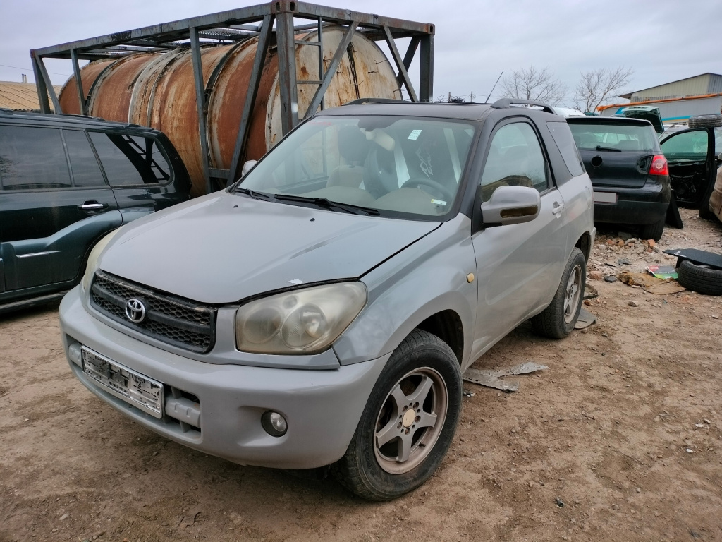 Dezmembrez Toyota RAV 4 Mk 2 2000 - 2005 None None( CP: None, KW: None, CCM: None ) None